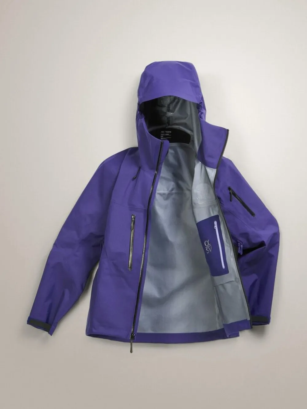 DAMES Arcteryx Alpha SV jacket W