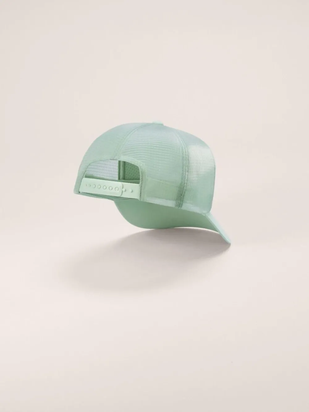 DAMES Arcteryx Bird Word Trucker Hat