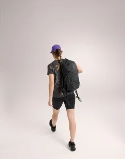 DAMES Arcteryx Essent HR short 8