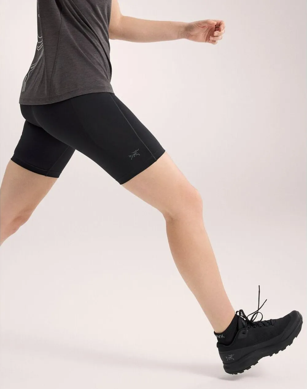 DAMES Arcteryx Essent HR short 8