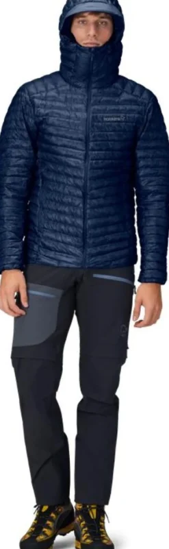Heren Norrona Trollveggen Superlight Down800 Hood M's