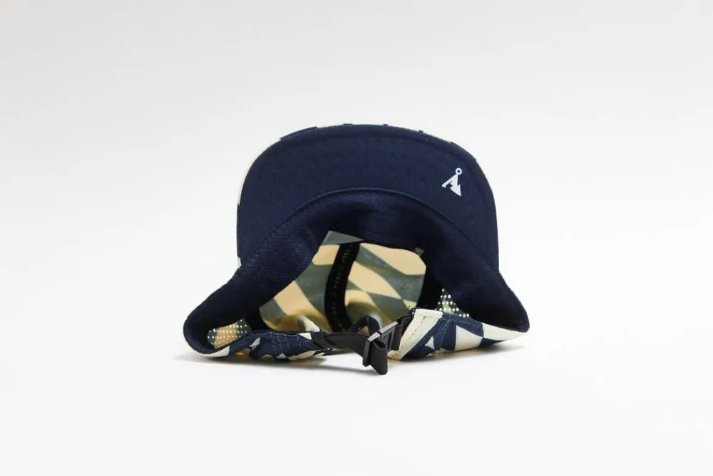 DAMES VAGA Feather Racing Cap