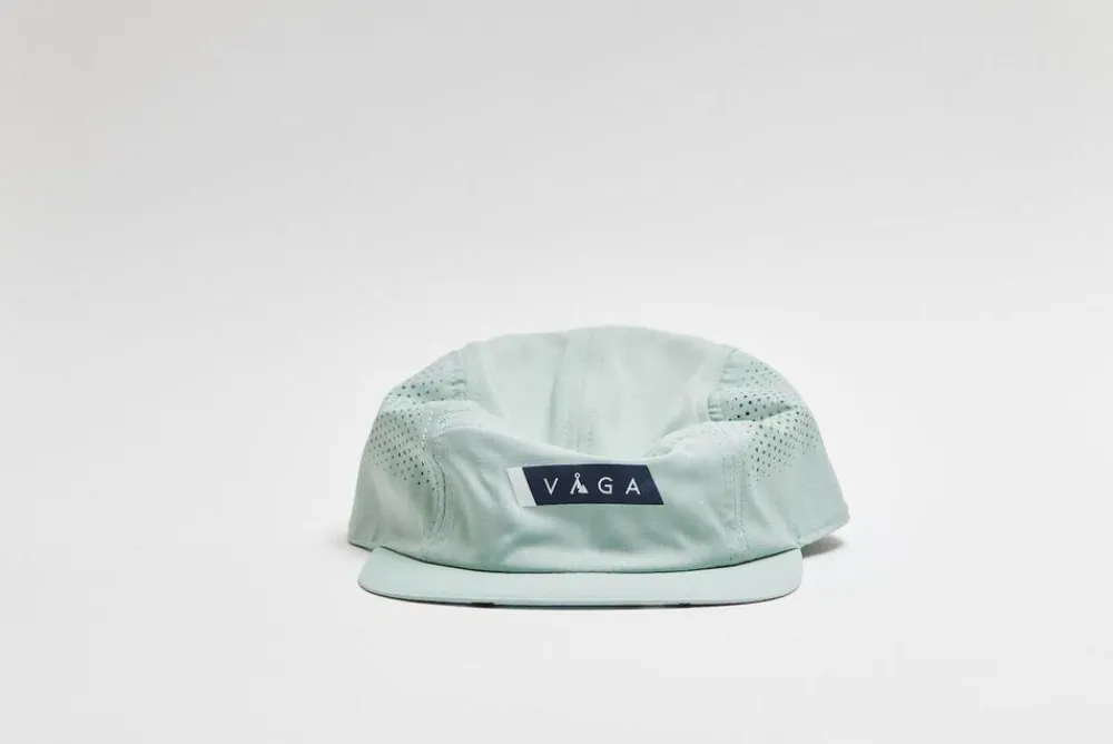 DAMES VAGA Feather Racing Cap