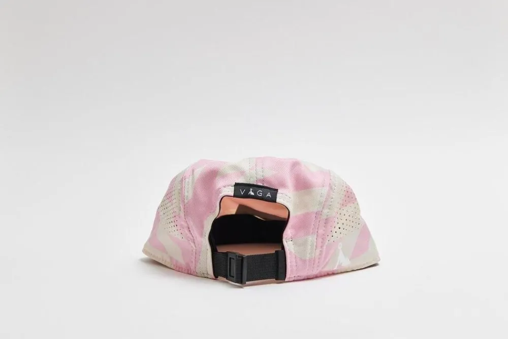 DAMES VAGA Feather Racing Cap