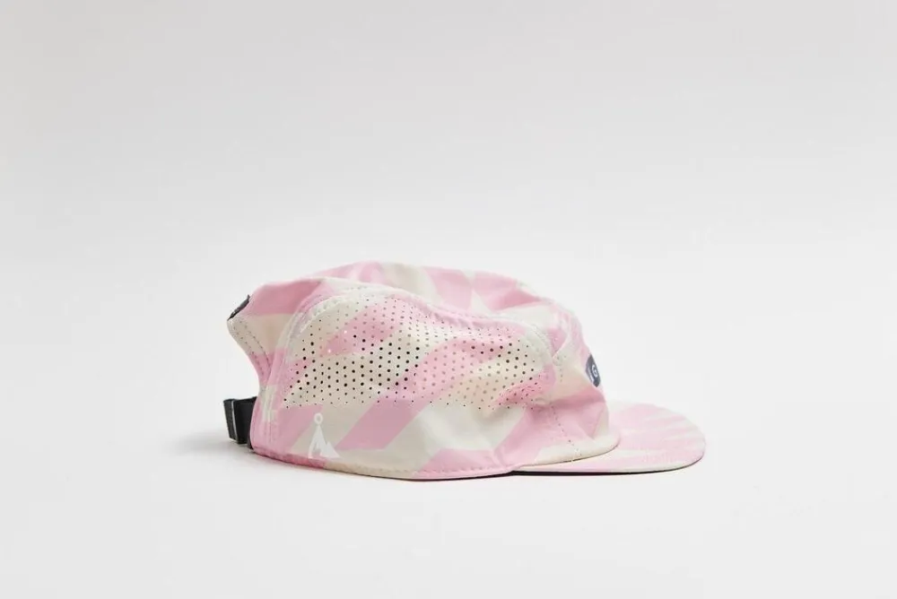 DAMES VAGA Feather Racing Cap